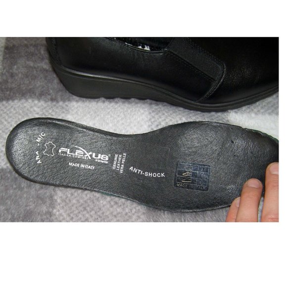 Flexus size 7.5 Euro 38 Black Leather Wedge shoes - Picture 7 of 13
